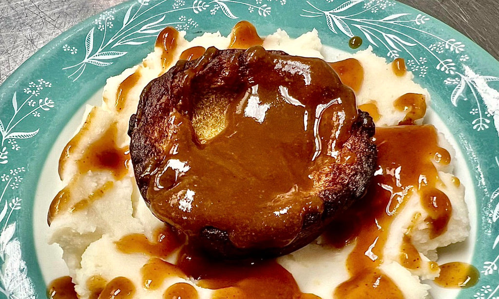 Plated ‘Ulu Yorkshire Pudding