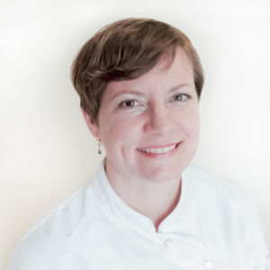 ʻUlu Ambassador: Abigail “Abi” Langlas -  Owner of Cake Works