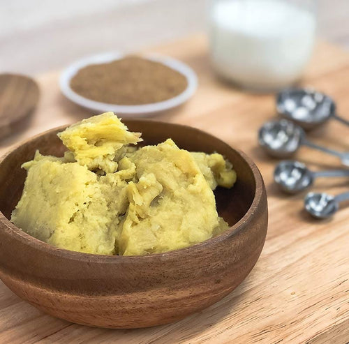 Bowl of mashed baker's-ripe ʻulu (breadfruit)