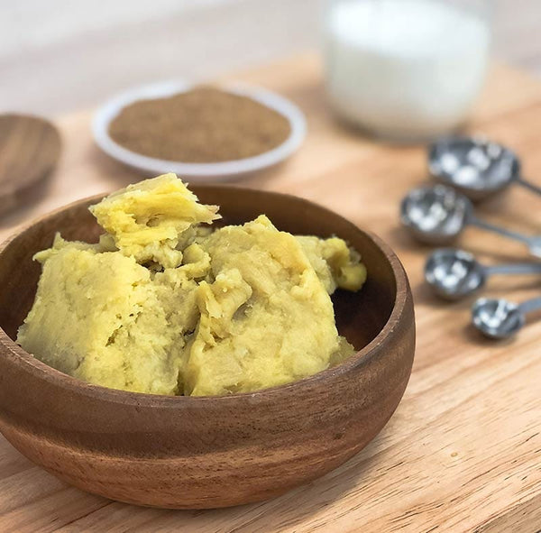 Bowl of mashed baker's-ripe ʻulu (breadfruit)